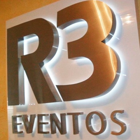 banners-e-fachadas-em-acm-lona-big-2