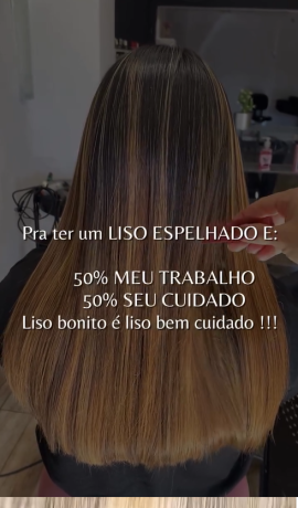 andreia-lopes-especialista-em-cuidados-capilares-big-1